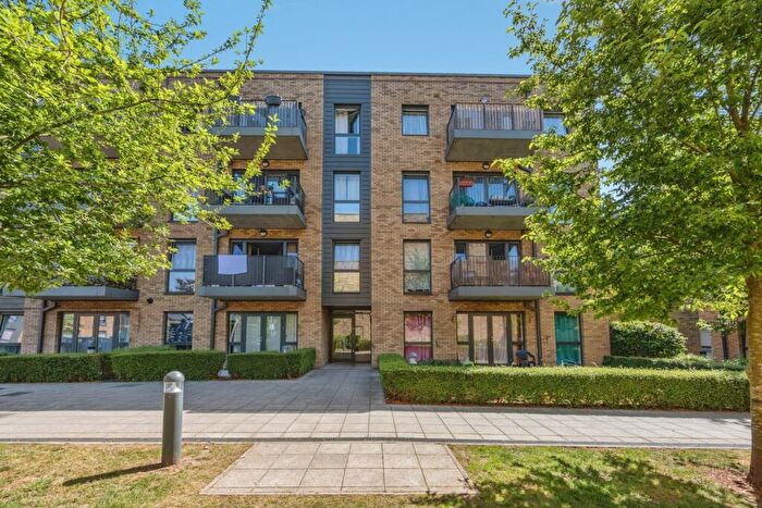 1 Bedroom Flat For Sale In Old Barn Lane, Kenley, Surrey, CR8
