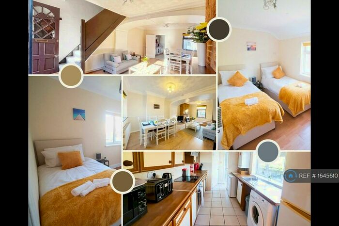 3 Bedroom Semi-Detached House To Rent In Bedford Road, Grays, RM17