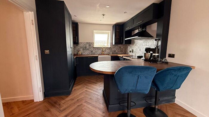 2 Bedroom Flat To Rent In Terret Close, Walsall, WS1