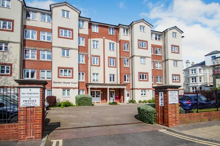 1 Bedroom Flat To Rent In Garden House, Folkestone, CT20