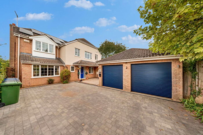 7 Bedroom Detached House For Sale In Drayhorse Road, Ramsey, Huntingdon, PE26