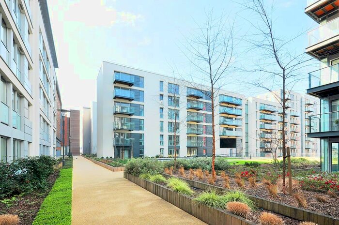 Studio To Rent In Station Approach, Hayes, UB3