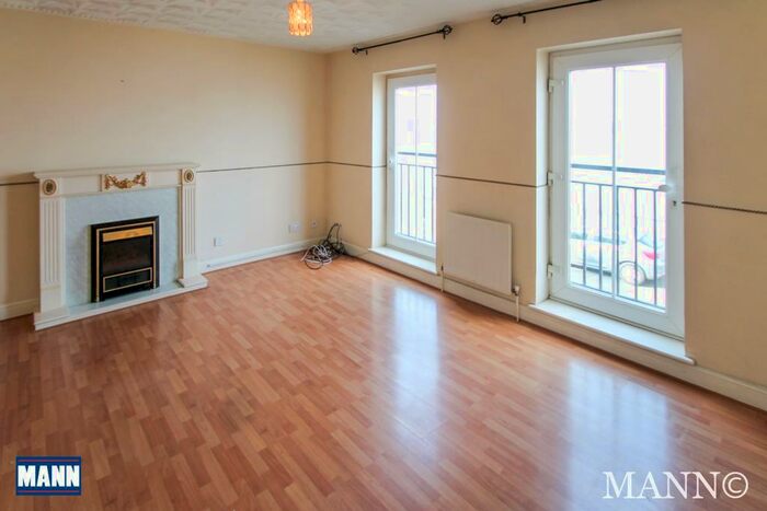 4 Bedroom House To Rent In Sara Crescent, Greenhithe, Kent, DA9