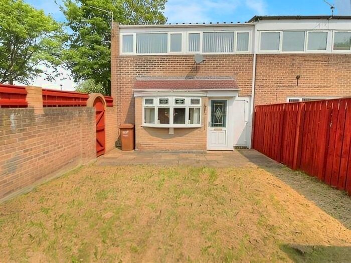 3 Bedroom Property To Rent In Horsley Road, Washington, NE38