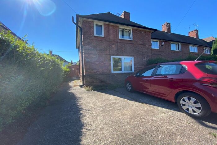 3 Bedroom Terraced House To Rent In Bosley Square, Beeston, Nottingham, NG9