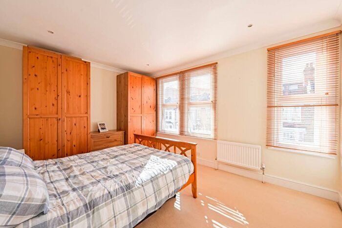 4 Bedroom Terraced House For Sale In Turner Road, Walthamstow, London, E17