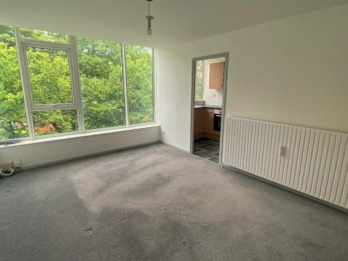1 Bedroom Flat To Rent In Cottesmore House, Browns Green, Birmingham, B20