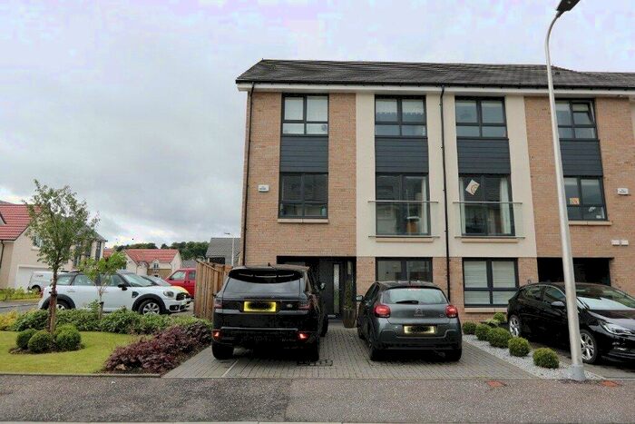 4 Bedroom Semi-Detached House To Rent In Bright Close, Bearsden, Glasgow, East Dunbartonshire, G61