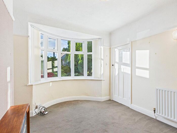 3 Bedroom Semi-Detached House For Sale In Station Road, Staveley, LA8