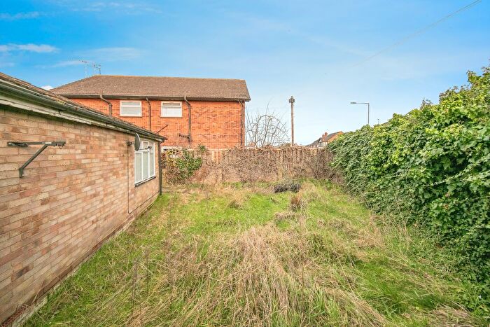 2 Bedroom Detached House For Sale In Turner Road, Colchester, Essex, CO4
