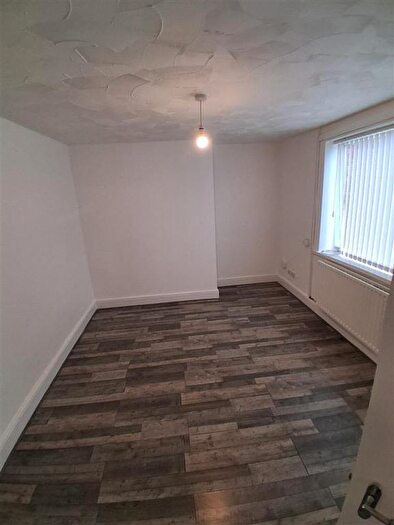 3 Bedroom Semi-Detached House To Rent In Watkin Crescent, Murton, SR7