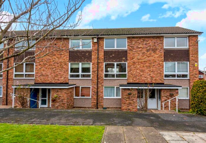 2 Bedroom End Of Terrace House To Rent In Seaford Close, Ruislip, Middlesex, HA4