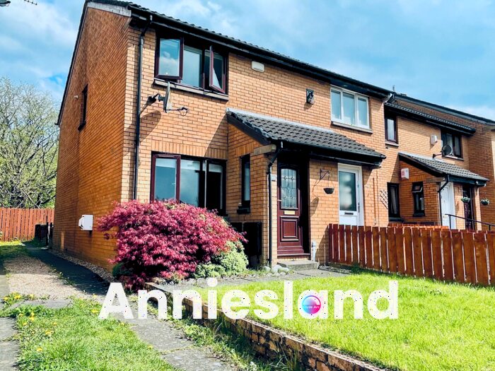 2 Bedroom End Of Terrace House To Rent In Strathcona Gardens, Glasgow, G13