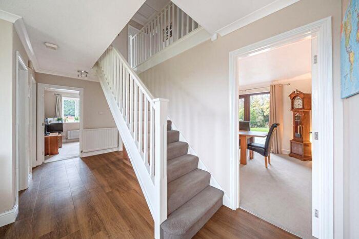 5 Bedroom Detached House For Sale In Panters Close, Nash, MK17
