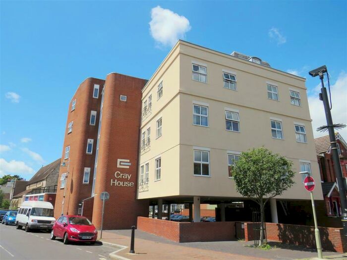 2 Bedroom Flat To Rent In Stoke Road, Gosport, PO12