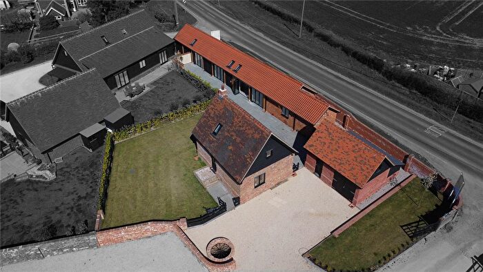4 Bedroom Barn Conversion For Sale In Kilnfield Barns, Chignal Road, Chelmsford, Essex, CM1