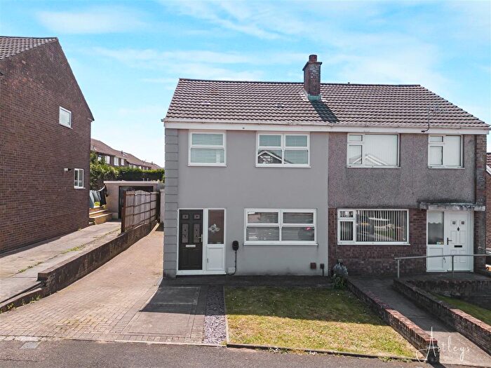 3 Bedroom Semi-detached House For Sale In Brynau Wood, Neath, SA11