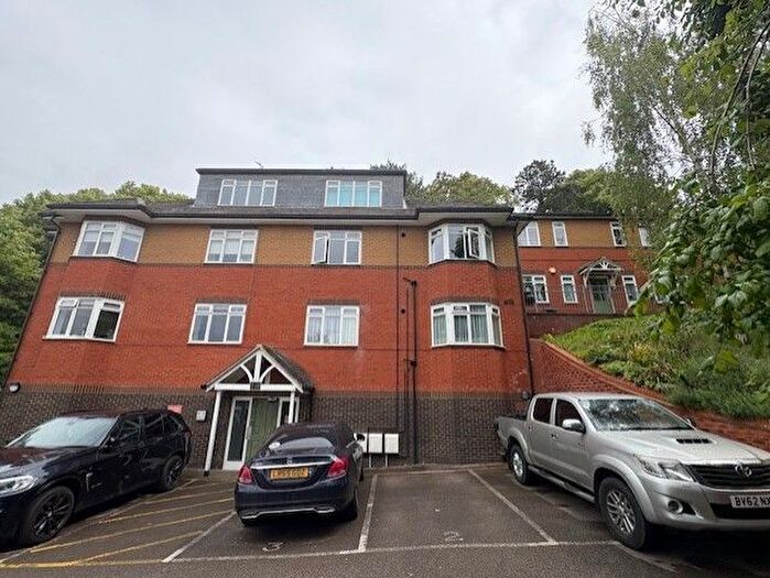 1 Bedroom Flat To Rent In Flat, Chandos House, Crescent Rise, Luton, LU2