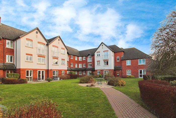 1 Bedroom Flat For Sale In Sandhurst Street, Oadby, Leicester, LE2