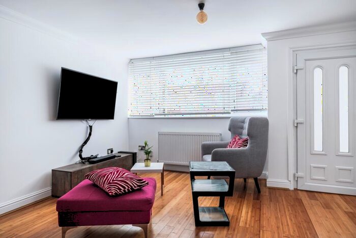 3 Bedroom Terraced House To Rent In Meath Road, Stratford, London, E15