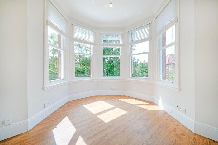 1 Bedroom Flat To Rent In Willesden Lane, Willesden Green, NW2