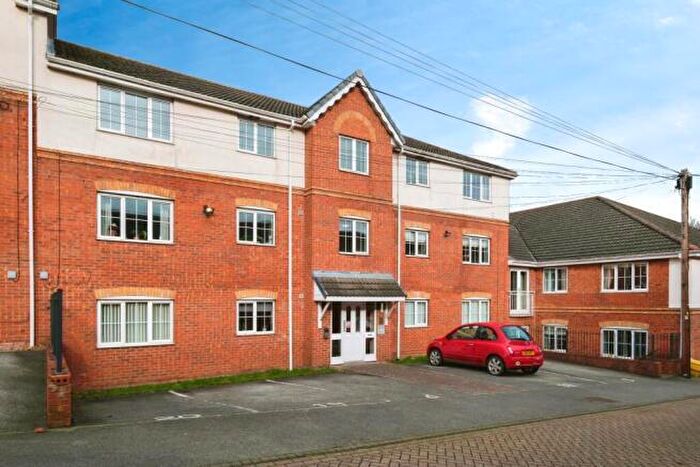 2 Bedroom Apartment For Sale In Tower Crescent, Tadcaster, North Yorkshire, LS24