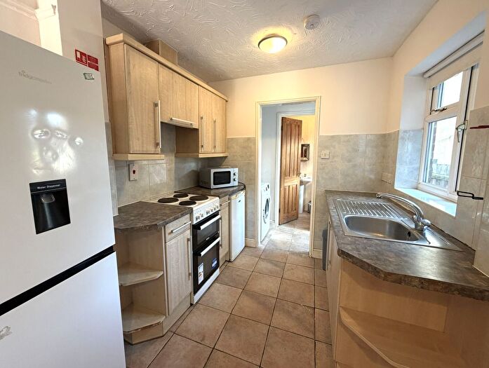 2 Bedroom Semi-Detached House To Rent In Rutland Street, Norwich, NR2