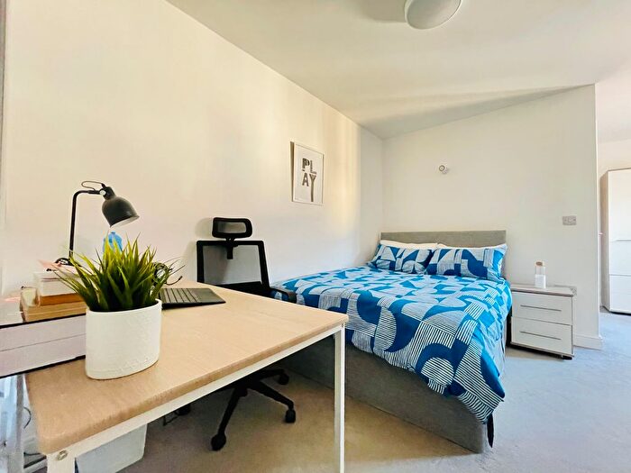 Studio To Rent In Flat, - St Marys Place, Southampton, SO14