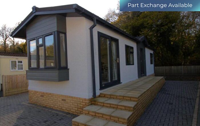 2 Bedroom Park Home For Sale In Yarwell, Northamptonshire, PE8