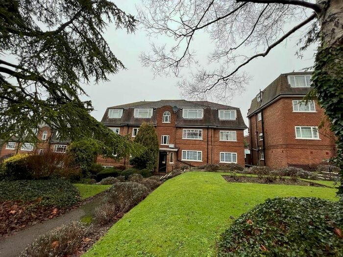 Studio To Rent In London Road, Brighton, East Sussex, BN1