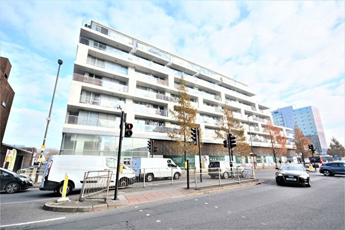 1 Bedroom Flat To Rent In The Hyde, London, NW9