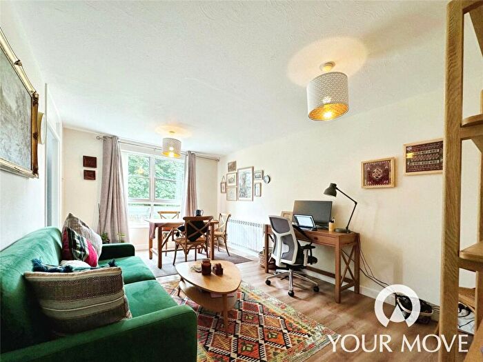 1 Bedroom Flat To Rent In Marlowe Gardens, London, SE9