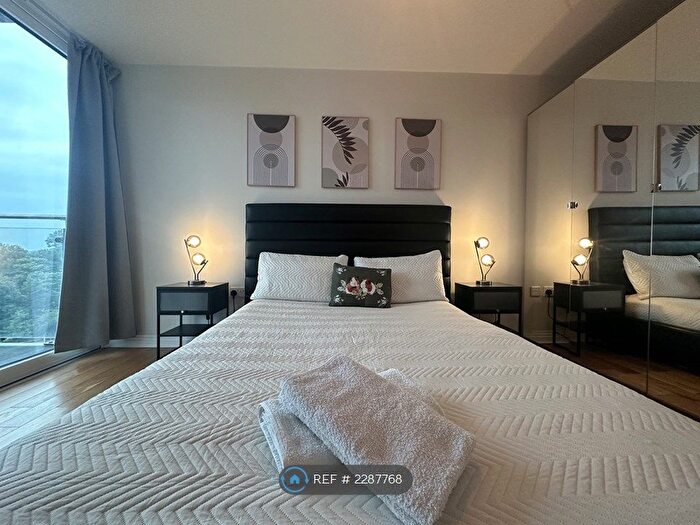 1 Bedroom Flat To Rent In Panorama Apartments, Uxbridge, UB8