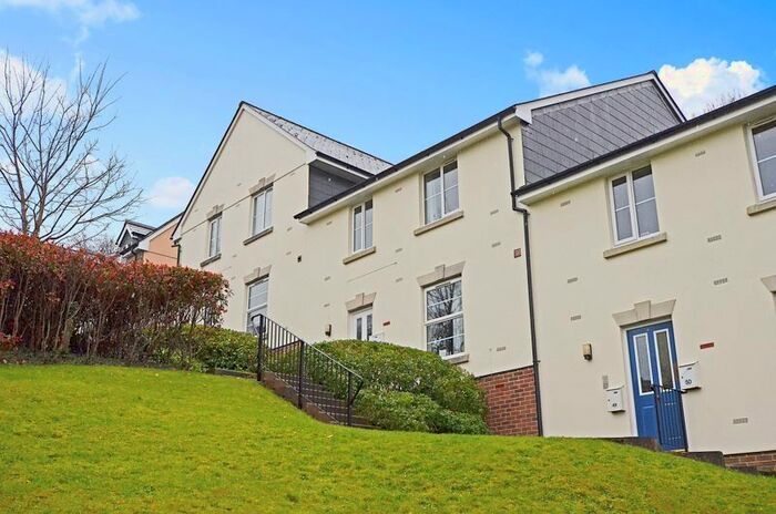 2 Bedroom Flat For Sale In Kel Avon Close, Truro, TR1