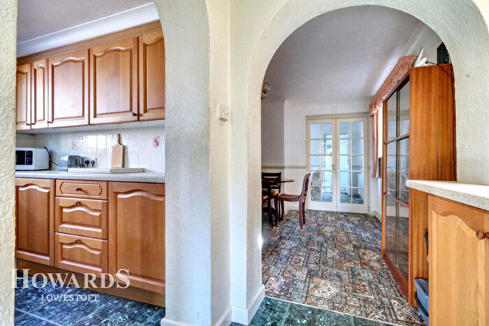4 Bedroom Detached House For Sale In Blackheath Road, Lowestoft, NR33