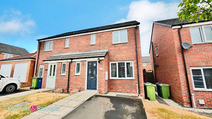 3 Bedroom Semi-Detached House For Sale In Starling Close, Hetton-Le-Hole, Houghton Le Spring, Tyne And Wear, DH5