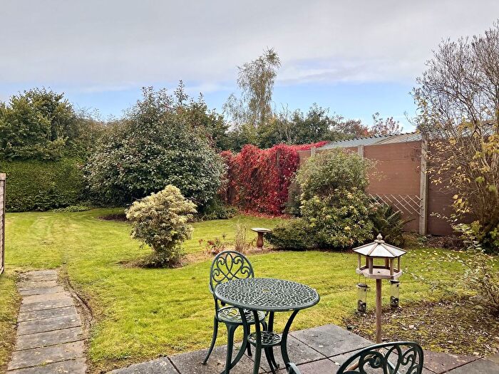 3 Bedroom Detached Bungalow For Sale In Brodulais, Llanwrda, Carmarthenshire., SA19