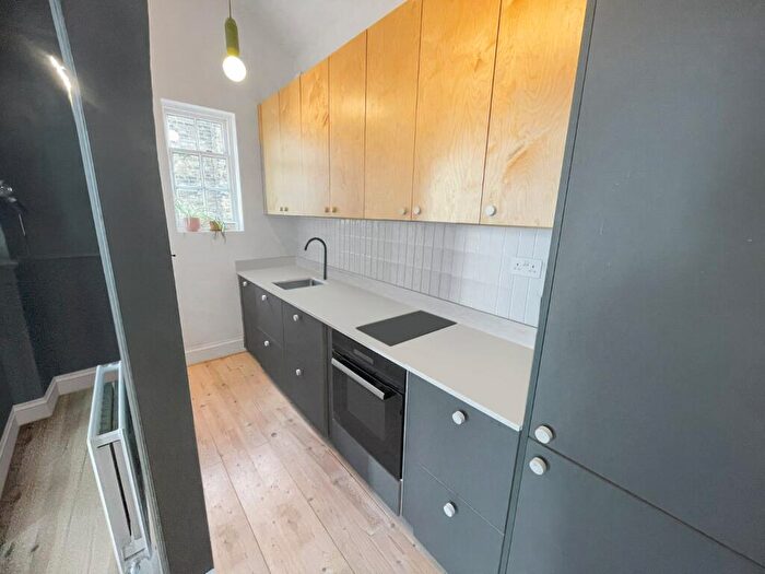 2 Bedroom Flat For Sale In Hazards House, West Street, Gravesend, Kent, DA11