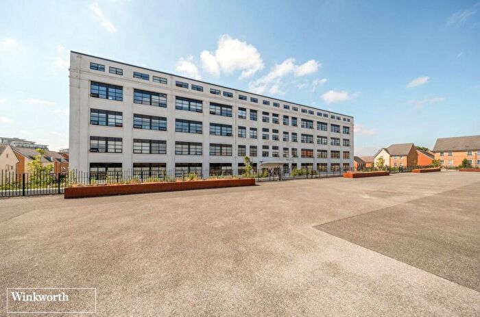 1 Bedroom Apartment For Sale In Fullbrook Drive, Basingstoke, Hampshire, RG21