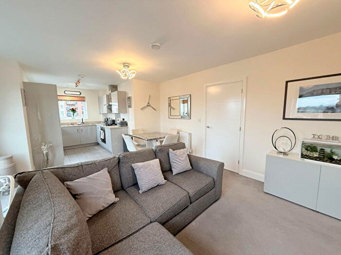 2 Bedroom Apartment For Sale In Armstrong Court, Victoria Crescent, Shirley, B90