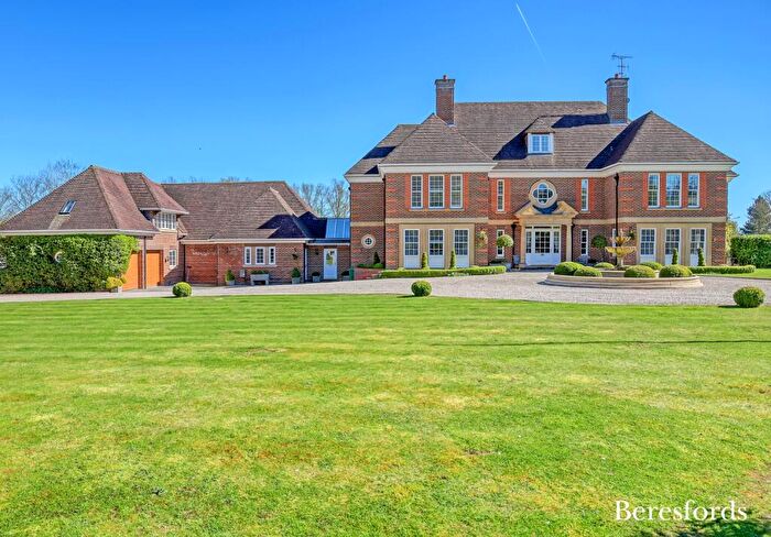 6 Bedroom Detached House For Sale In Beggar Hill, Fyerning, CM4