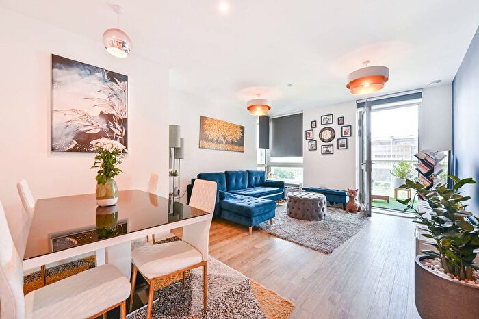 2 Bedroom Flat To Rent In Olympic Way, Wembley, HA9