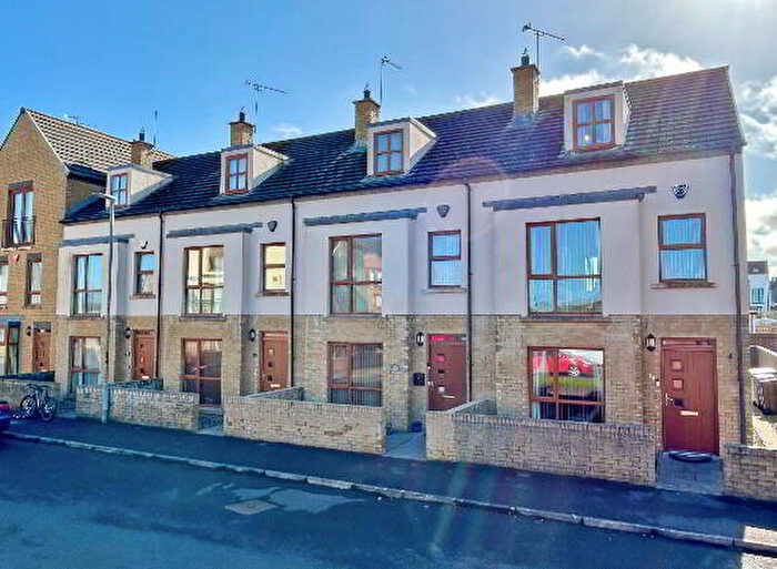 3 Bedroom TownHouse For Sale In Galvally Mews, Portstewart, BT55