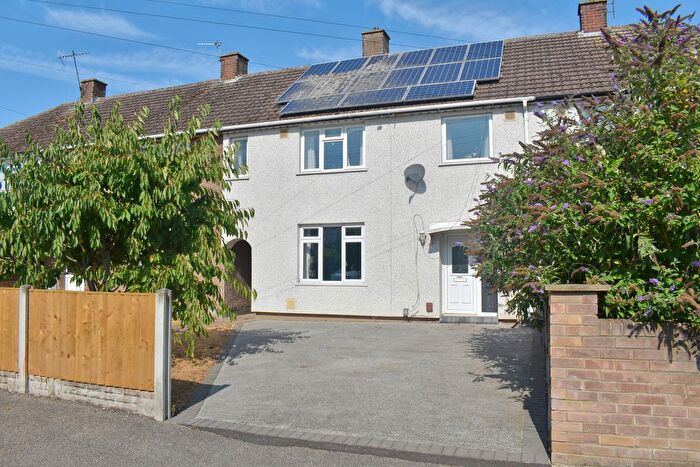 3 Bedroom Terraced House For Sale In Elizabeth Road, Newark, NG24