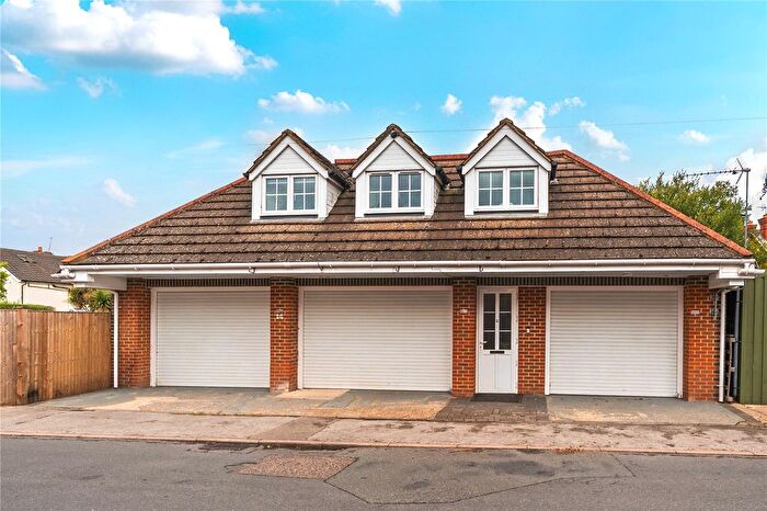 1 Bedroom Detached House For Sale In Watchetts Road, Camberley, Surrey, GU15