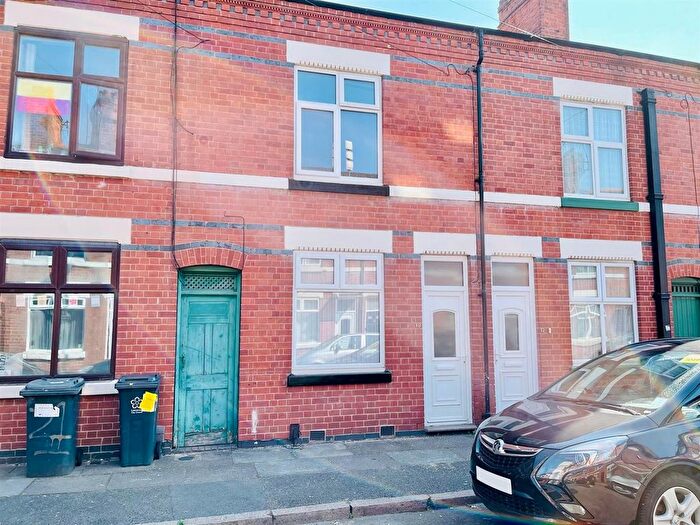 3 Bedroom Terraced House To Rent In Rydal Street, Leicester, LE2