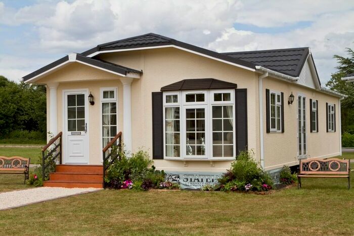 2 Bedroom Mobile/park Home For Sale In Rother Valley, Northiam, East Sussex, TN31