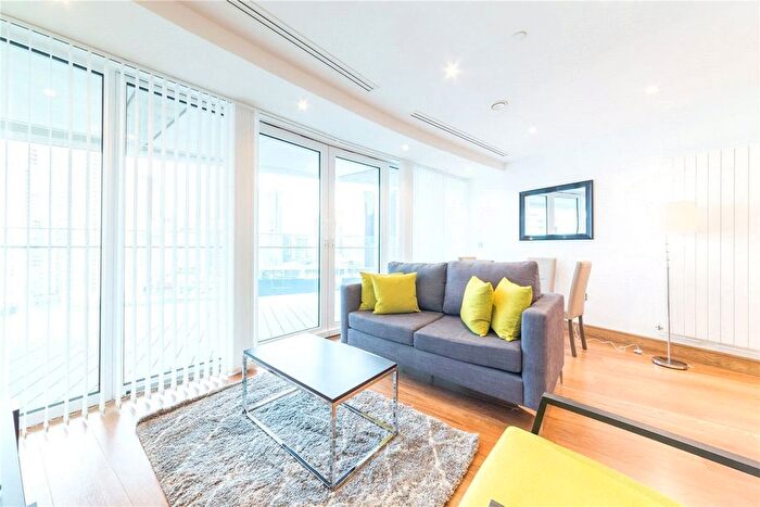 2 Bedroom Flat For Sale In Crossharbour Plaza, Canary Wharf, E14