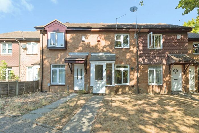2 Bedroom Terraced House For Sale In Senator Walk, London, SE28