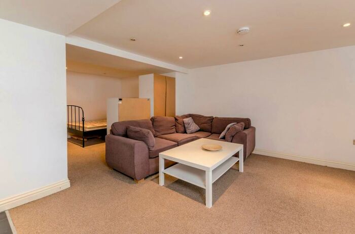 Studio To Rent In Millmead Terrace, Guildford, GU2